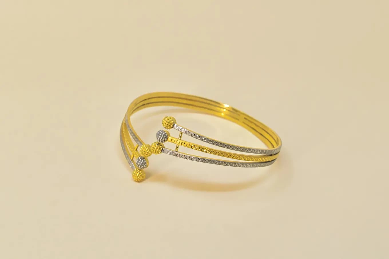 The sparkle trio gold bangle – handcrafted gold Bangles & Bracelets