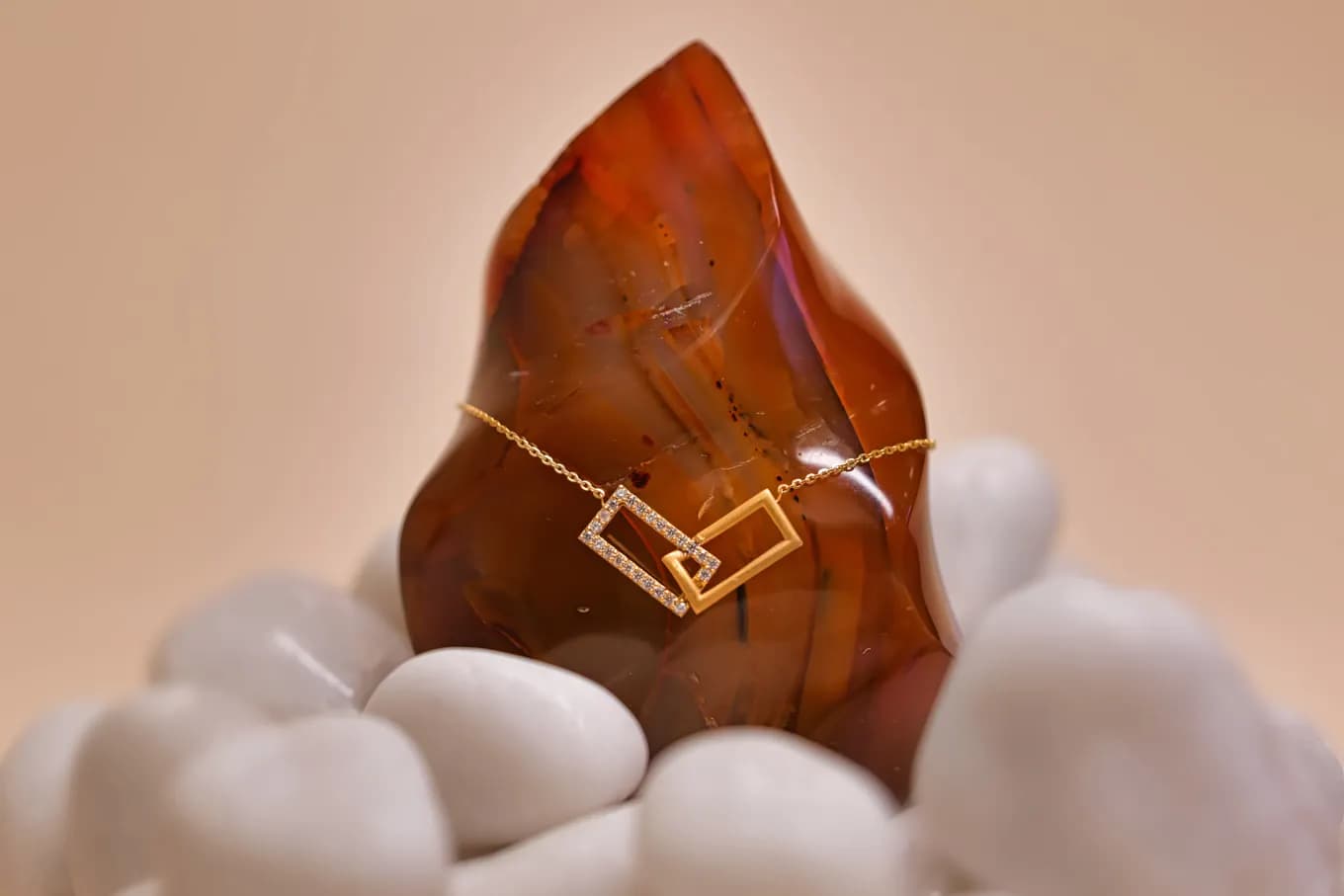 Interlocked Rectangles PENDANT WITH CHAIN