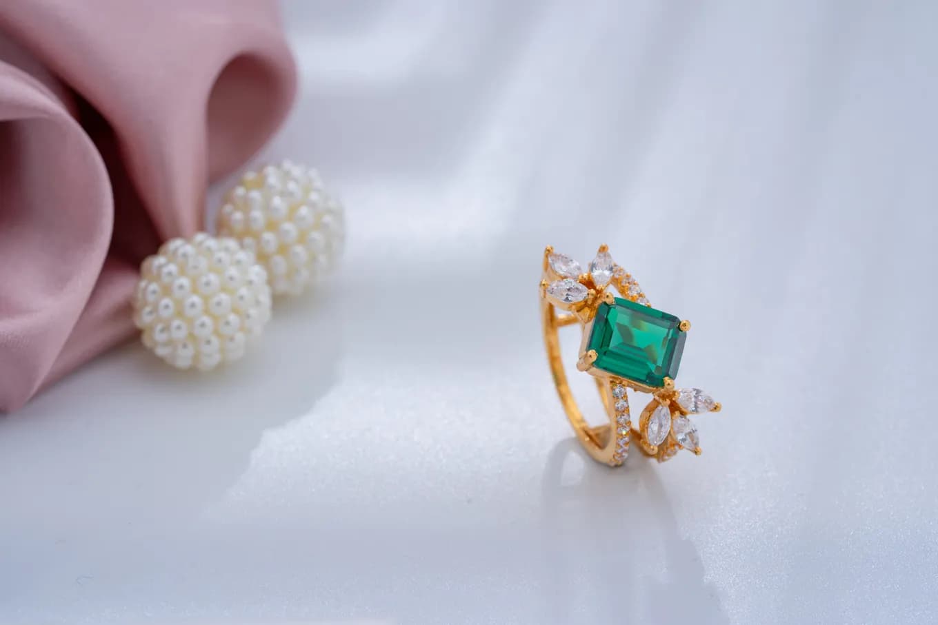 Lushy green ring – handcrafted gold RINGS