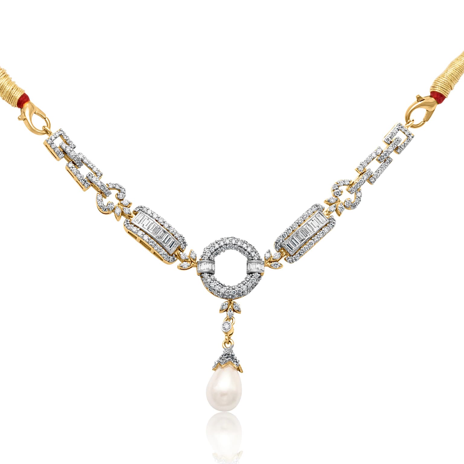 DIVA'S HALO DIAMOND NECKLACE (18K WITH NATURAL DIAMONDS)