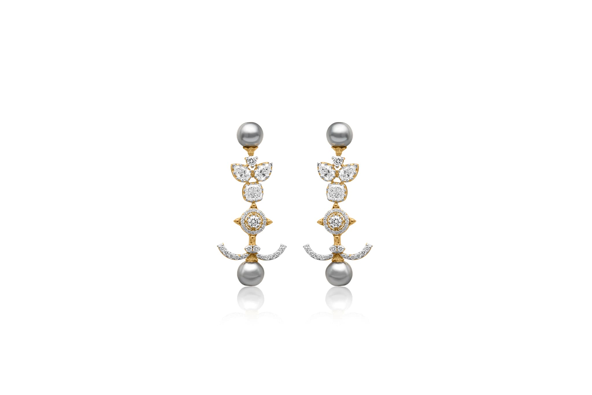 LUSTROUS DIAMOND SET
