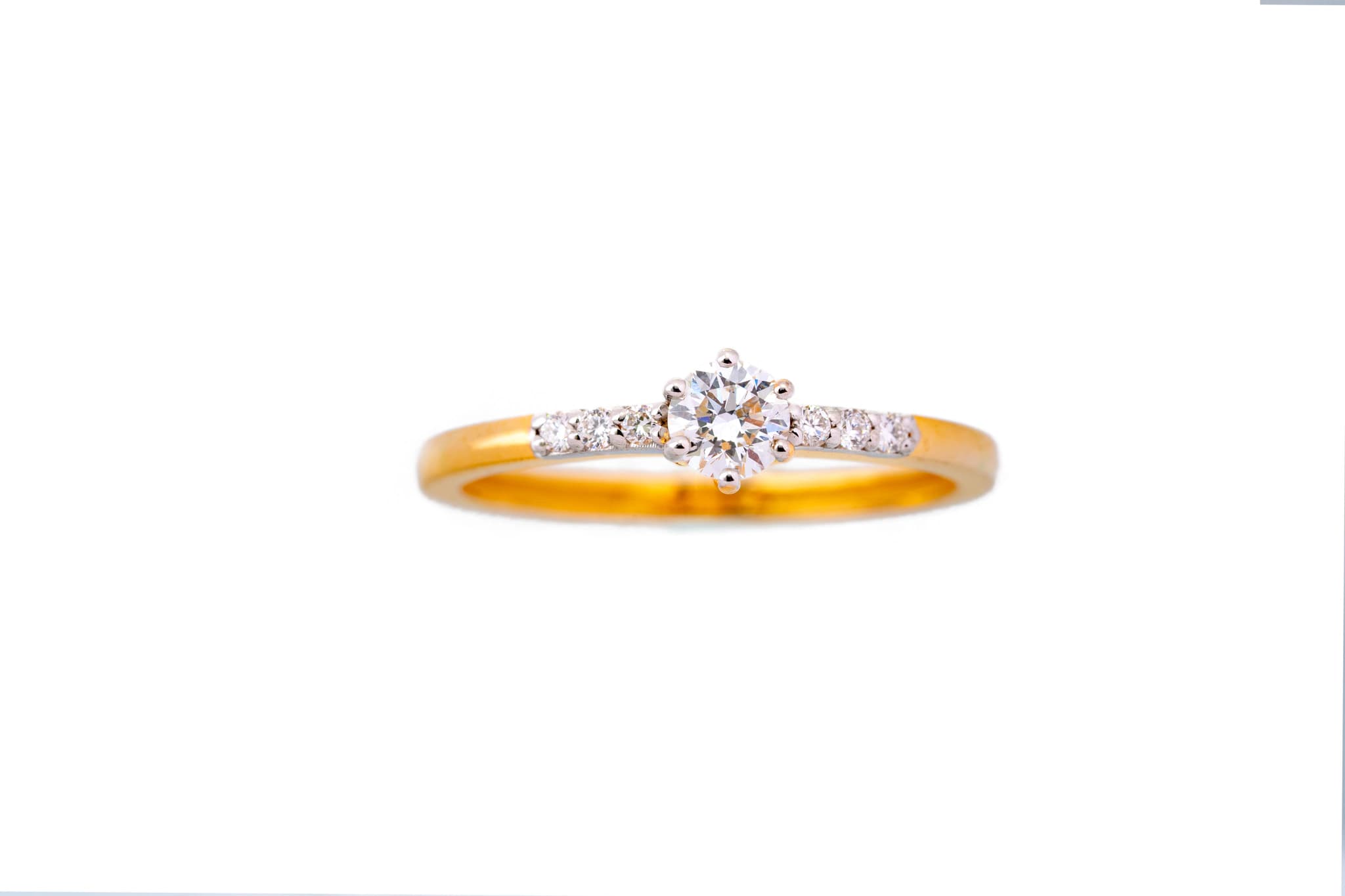 Endless glow ring (18k with natural diamonds) – handcrafted gold RINGS