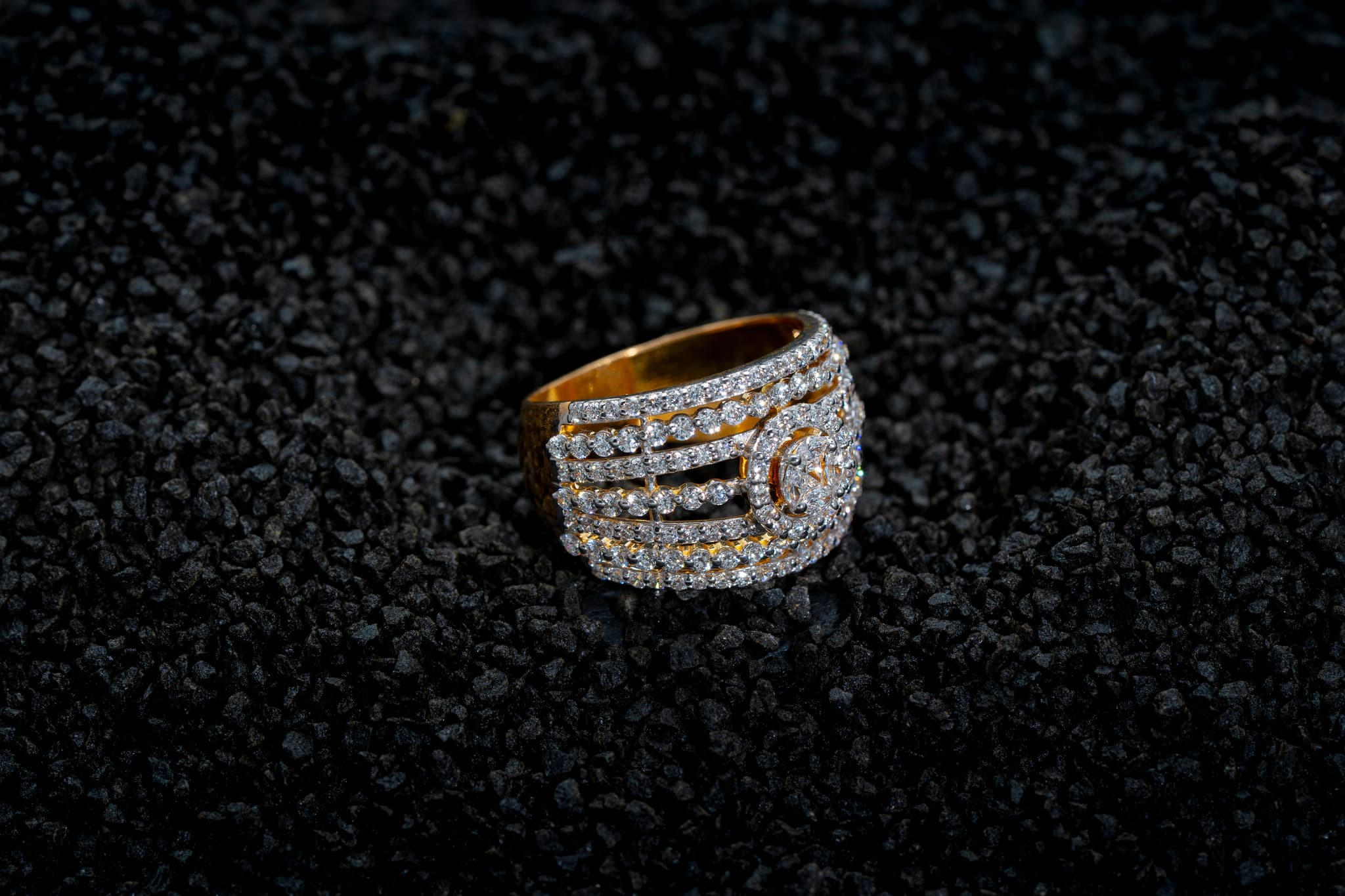 SPARKLING GRID DIAMOND RING (14K WITH LAB GROWN DIAMONDS)