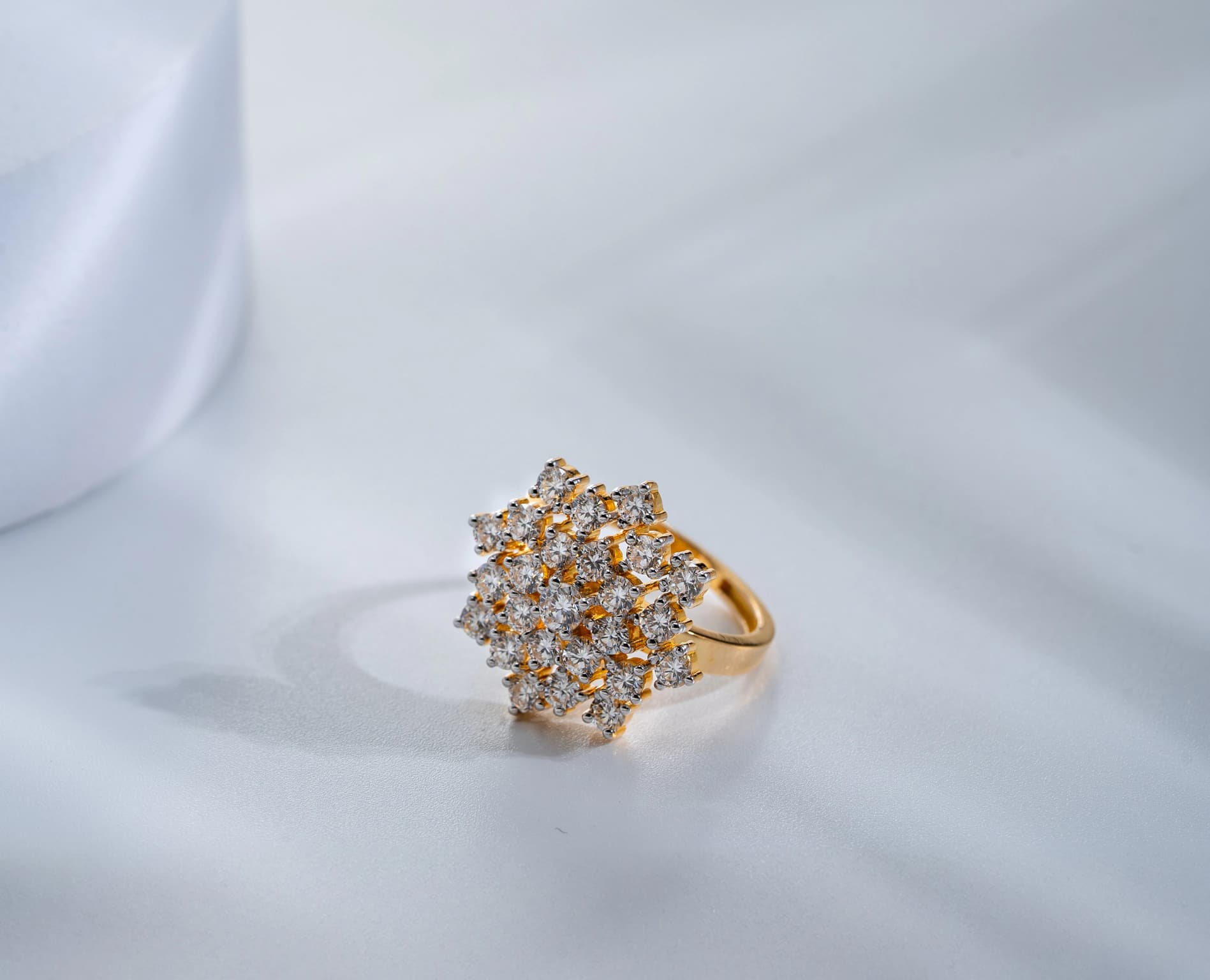 GORGEOUS FLORAL RING (14K WITH  LAB GROWN DIAMONDS)
