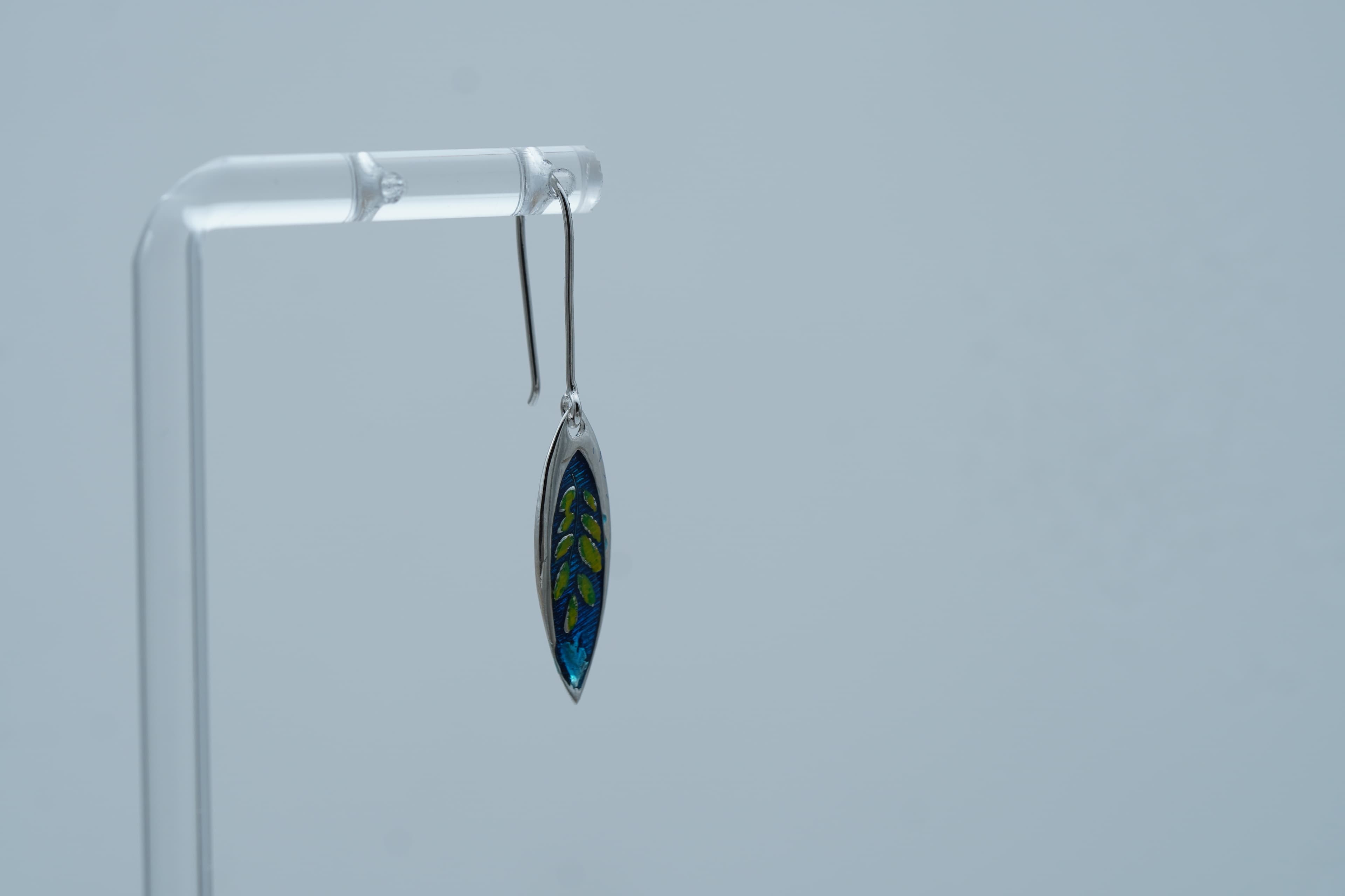Leafline silver drop earrings – handcrafted silver EARRINGS
