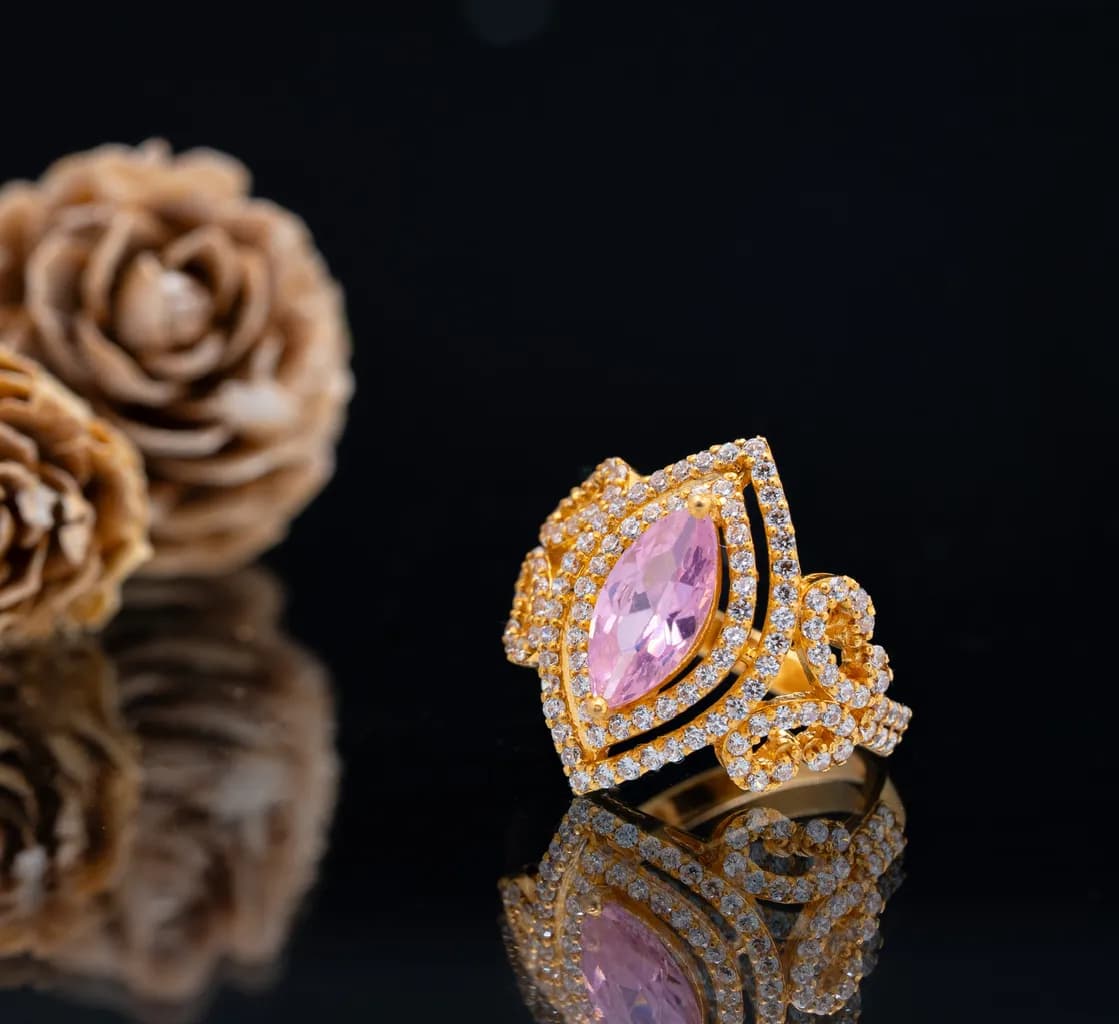 Shell pink ring – handcrafted gold RINGS (alternate view)