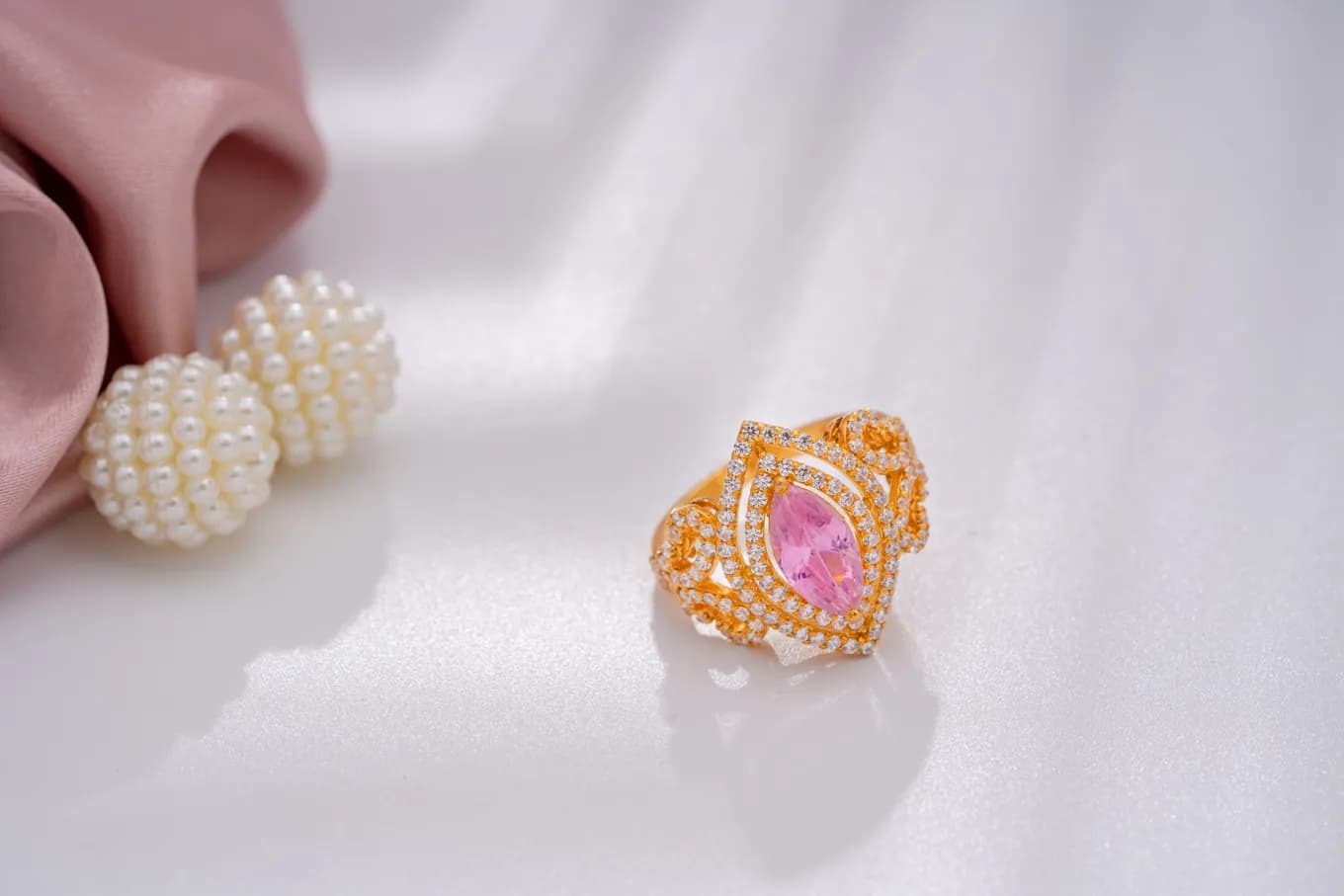 Shell pink ring – handcrafted gold RINGS