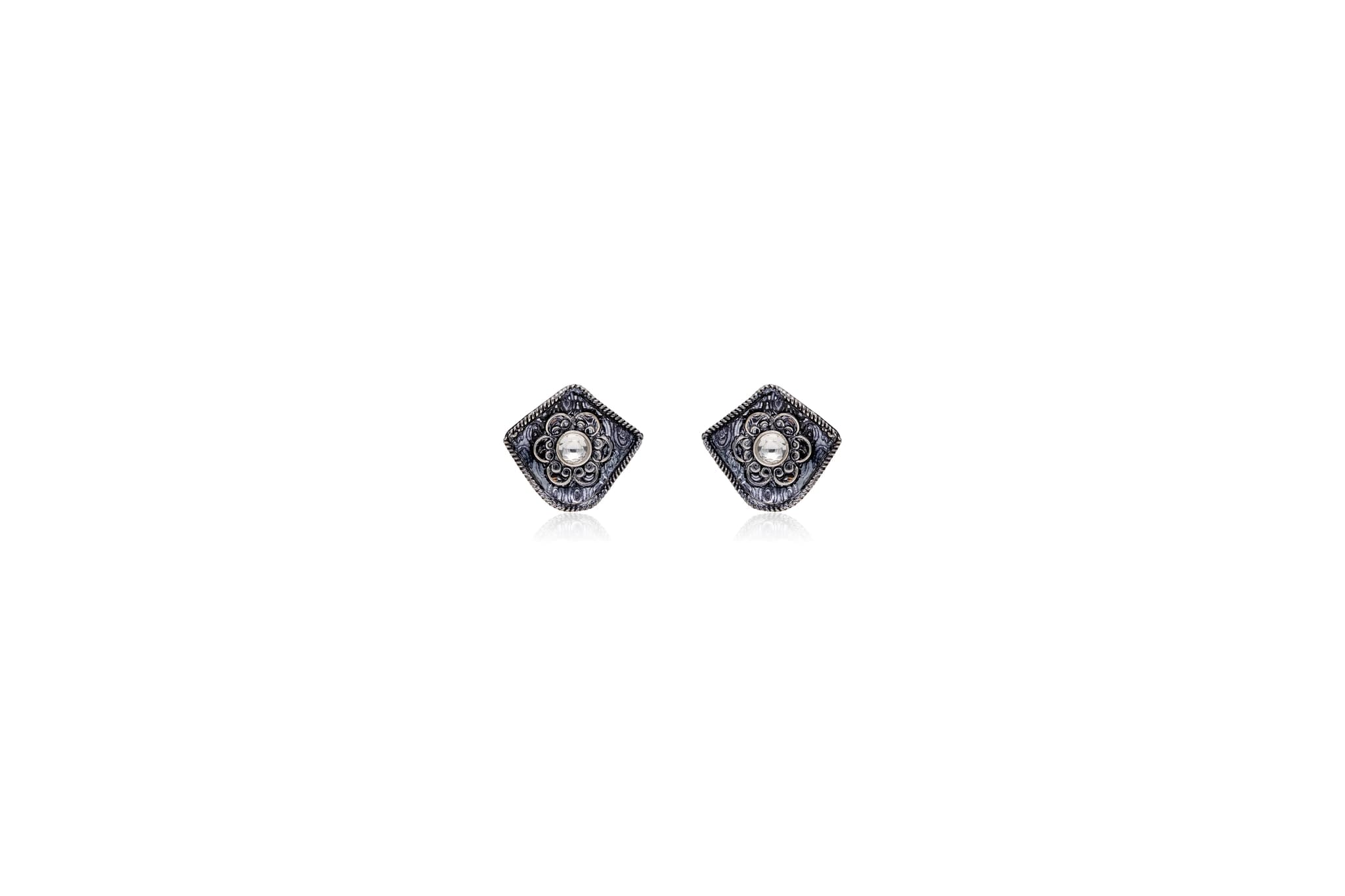 Vintage charm silver stud earrings – handcrafted silver EARRINGS