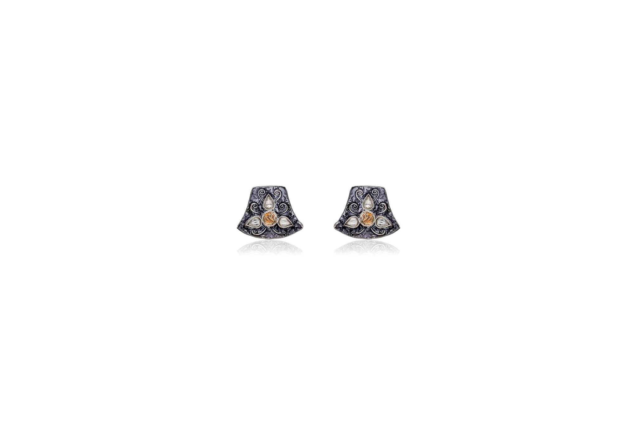 IRIS SILVER STUD EARRINGS